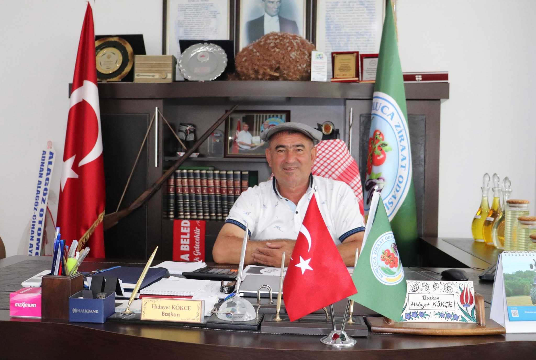 ŞAPKALI BAŞKANDAN 'BAHÇE SULAMASI YAPIN' TAVSİYESİ