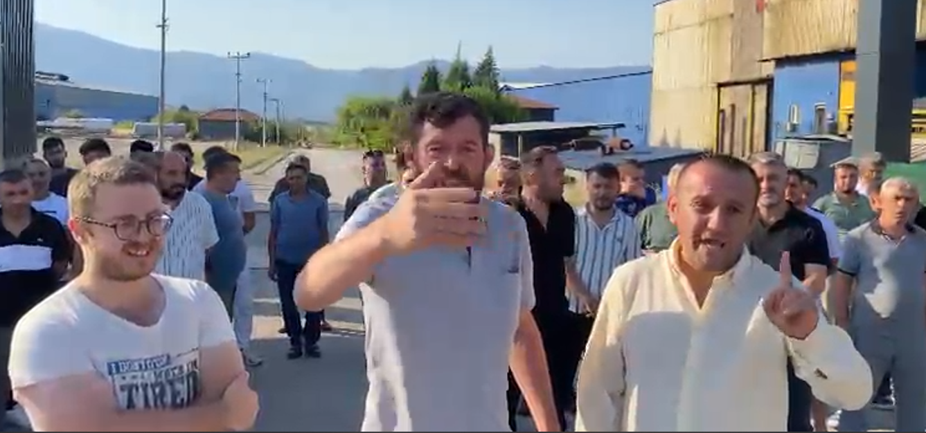 CHP’den Alter Demir Çelik İşçilerine Destek: “Alın Terinizin Yanındayız”
