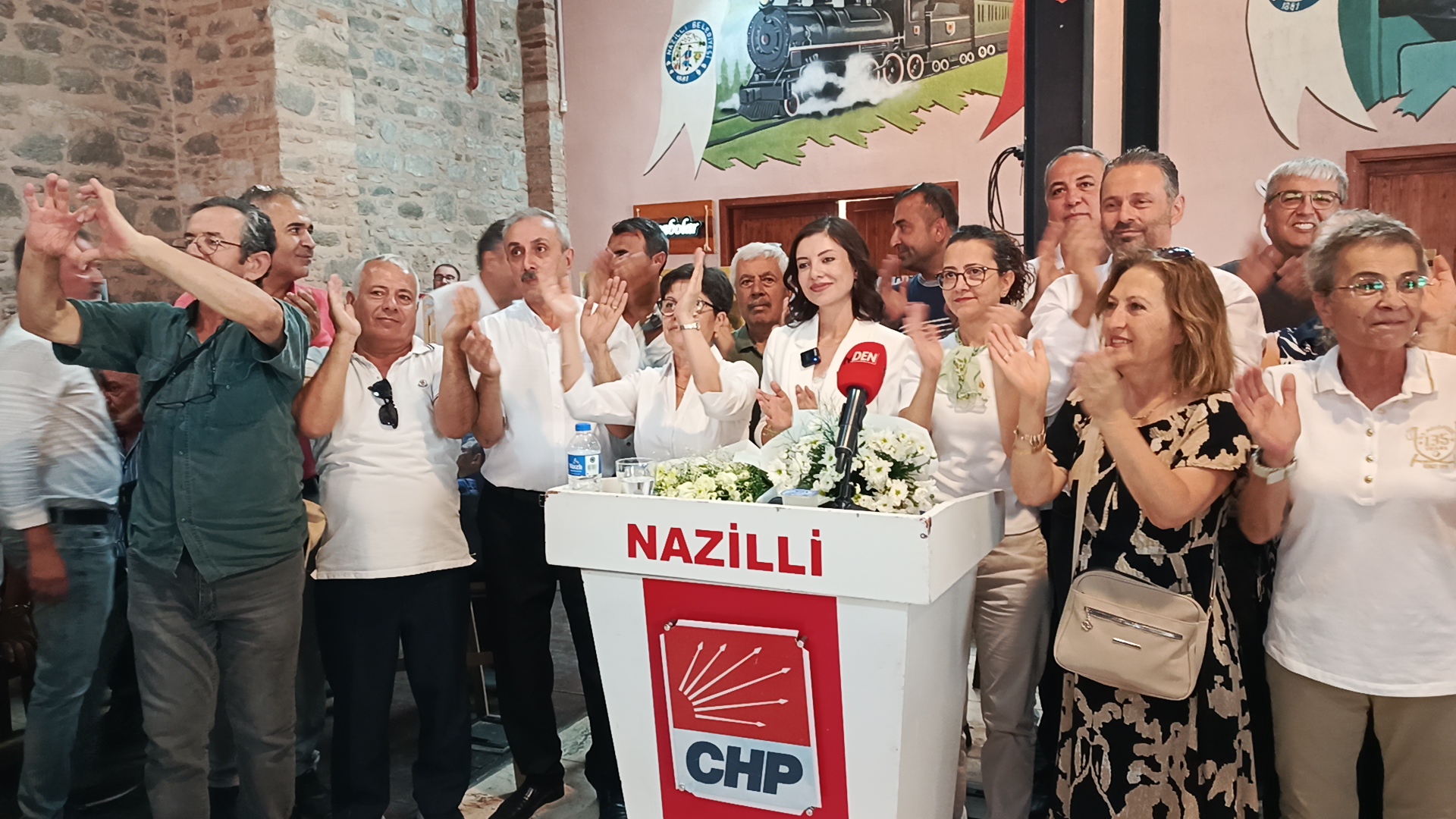 Mevcut başkan yeniden başkan