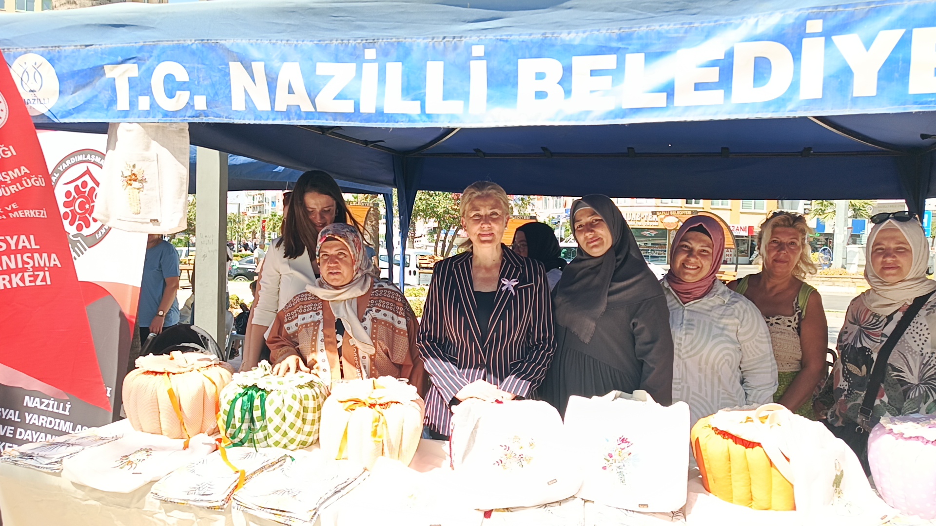 Nazilli'de Adem sodam sergisinin yoğun ilgi