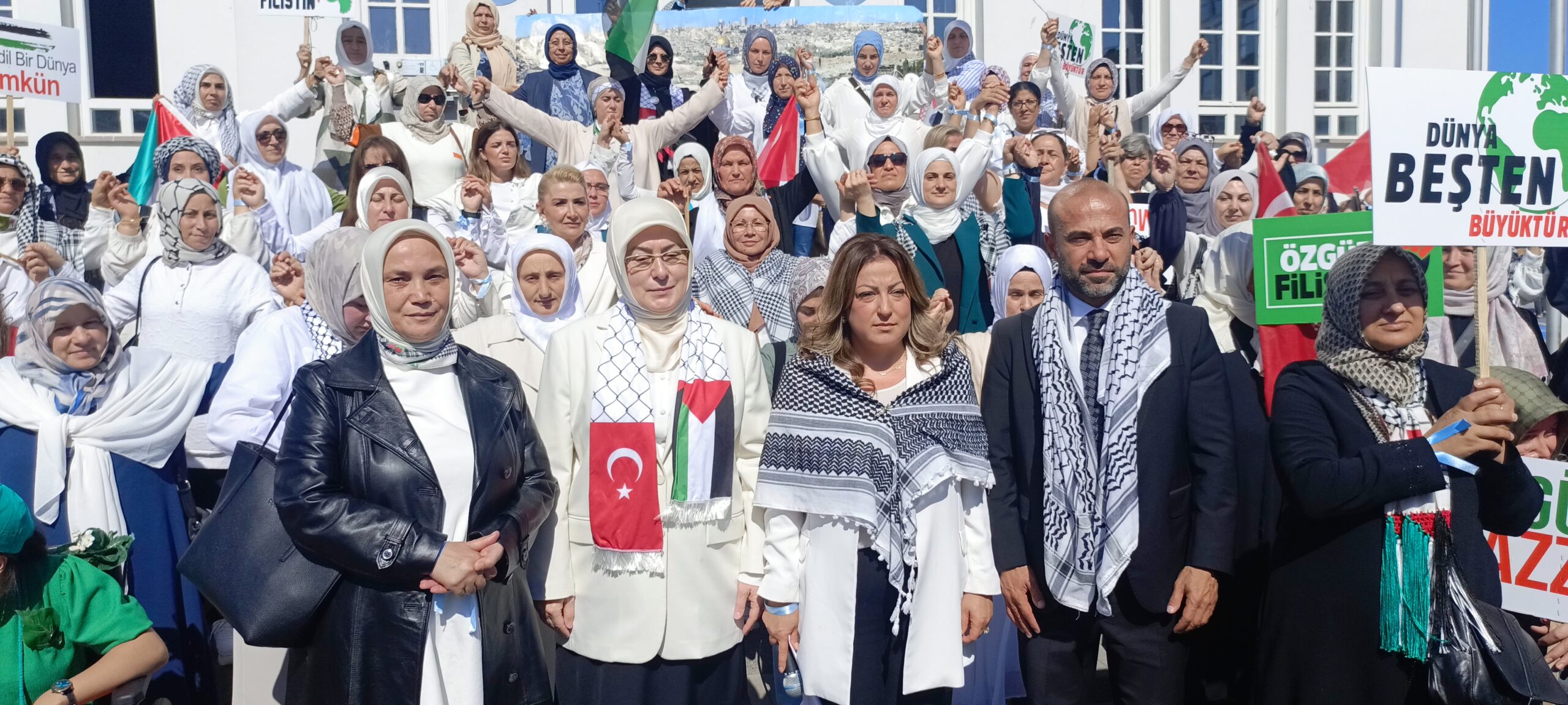 AK Partili Kadınlardan Gazze İçin Anlamlı Eylem: 'Sessiz Çığlık'