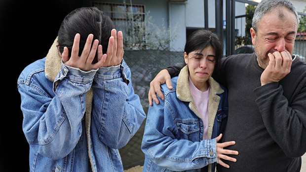 Adana’da "Güven" Bedeli: 23 Yaşındaki Genç Kız Gözyaşlarıyla Cezaevine Girdi!
