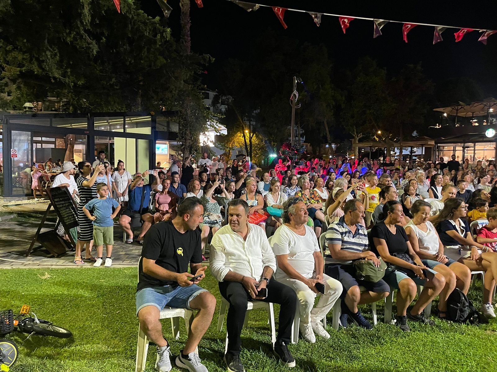 ANTALYA KEMER DE MÜKEMMEL FESTİVAL GERÇEKLEŞTİ